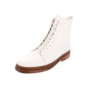 Vince White Boots Size 7.5